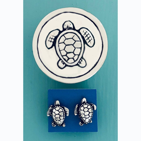 Turtle Tiny Box w/stud earrings