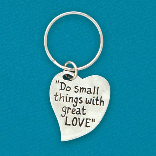 Do small things Quote Keychain (BOXED)