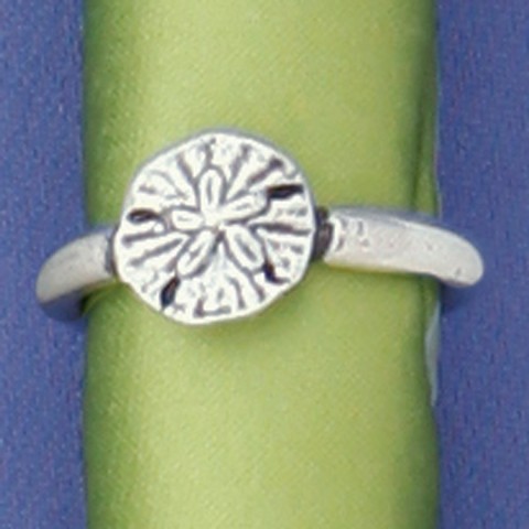 Sanddollar Charm Ring
