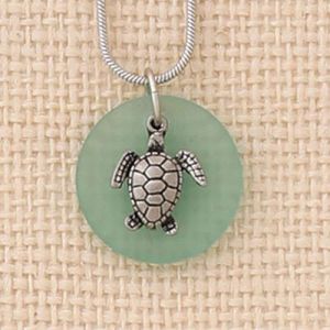 Turtle Round Necklace (Green)