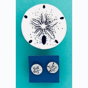 Sanddollar Tiny Box w/stud earrings