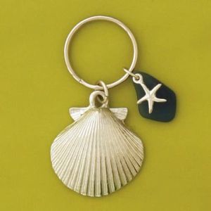 Shell w/Blue Seaglass Keychain