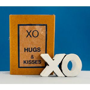XO Hugs & Kisses Matchbox Messages