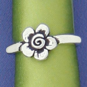 Flower Ring (Size 7 ) 